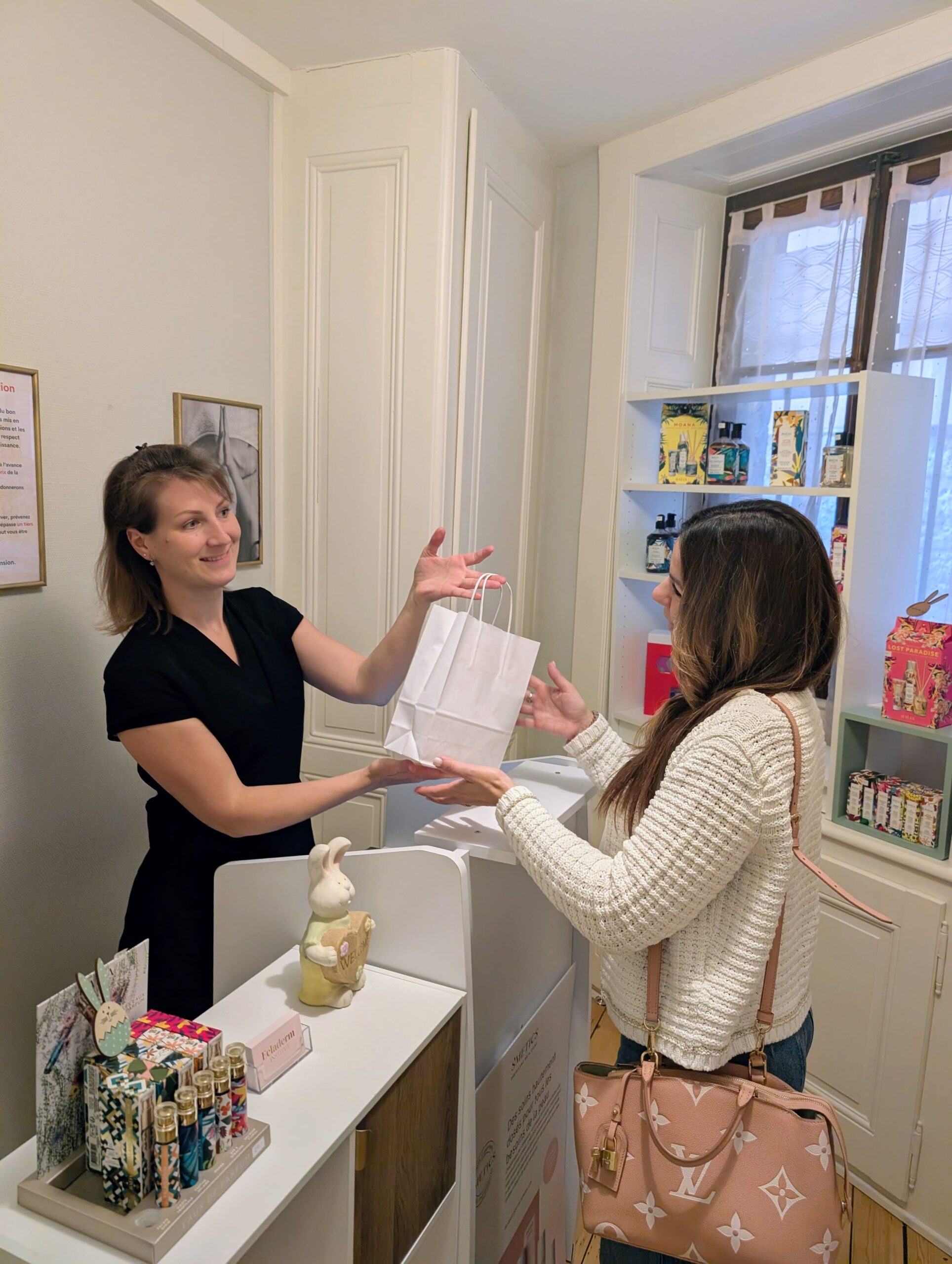 Pxl 20260413 130400951.mp~2 (1)